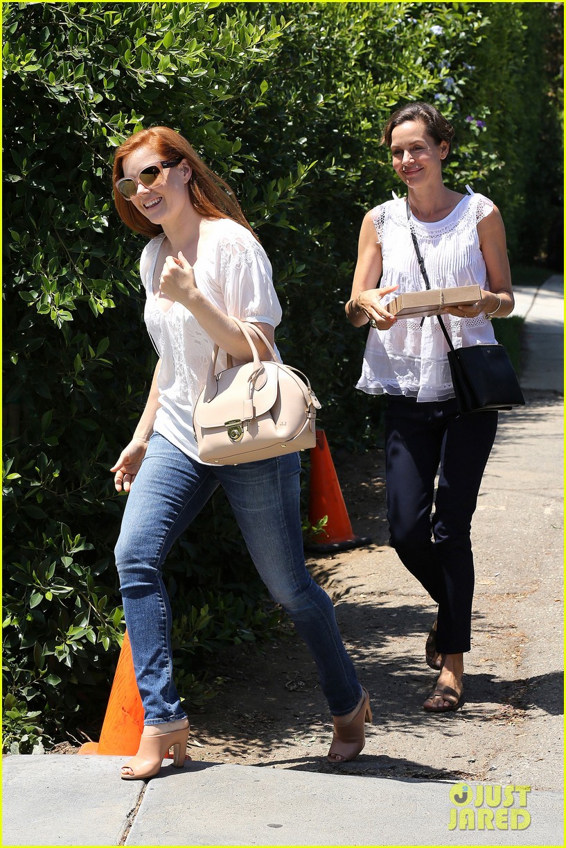 jessica chastain amy adams gifting suite 023174555