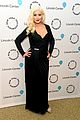 christina aguilera pays tribute to sinatra with broadways best 01