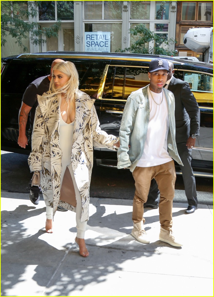 Kylie Jenner Didn T Plan To Go Platinum Blonde Photo 3751439 Kylie