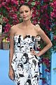 thandie newton supports hubby ol parker with daughters at mamma mia here we go again world 05