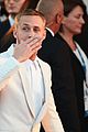 ryan gosling claire foy premiere first man at venice film festival 01