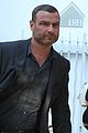 liev schreiber sports bruised face makeup while filming ray donovan 02