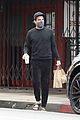 zachary quinto all black picking up lunch 05