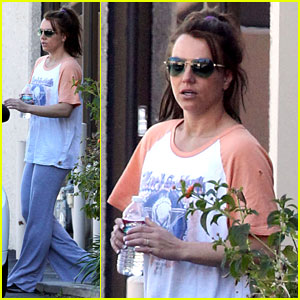 Britney Spears Brunette At The Dance Studio Britney Spears Celebrity News And Gossip