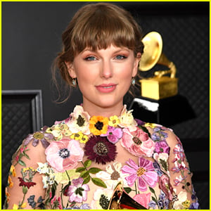 Taylor Swift Had a Wardrobe Malfunction During the 2021 Grammys That You Probably Didn't Notice