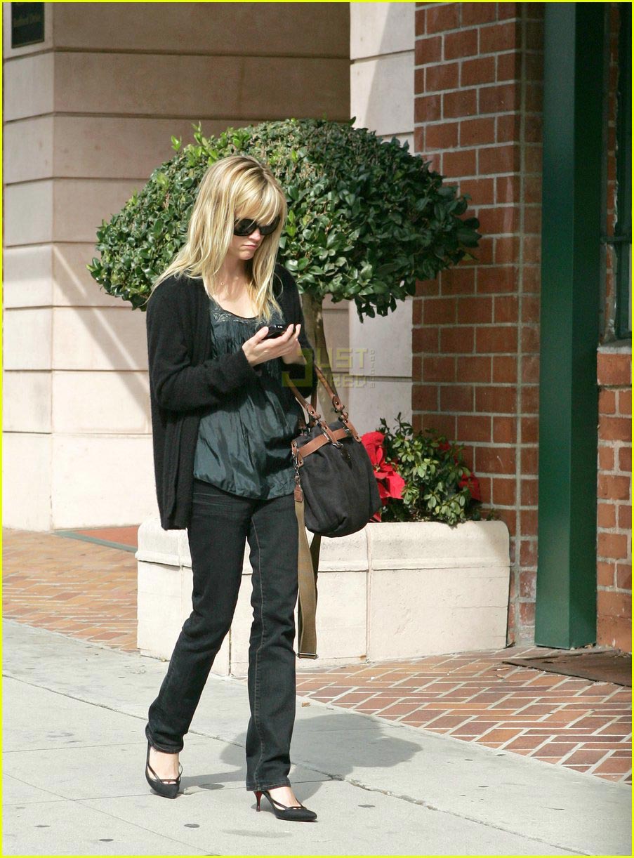 reese witherspoon sunglasses 07