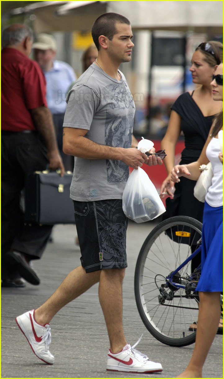 Jesse Metcalfe Checks Into Rehab Photo 2414639 Jesse Metcalfe