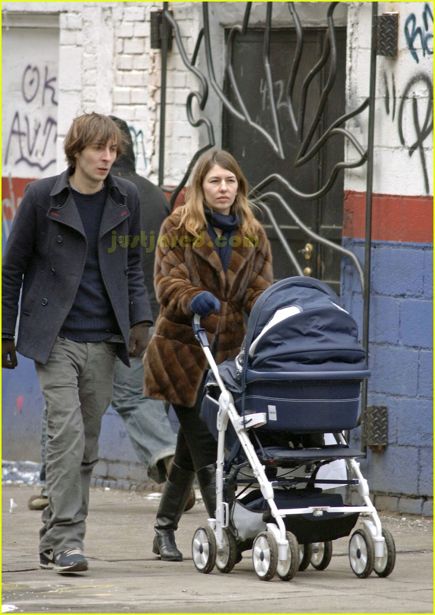 Sofia Coppola Motherhood is Great! Photo 2416075 Celebrity Babies(02)