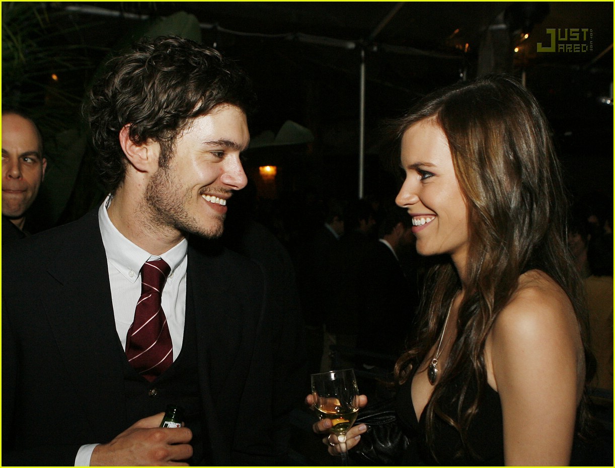 adam brody in the land of women premiere 02113051