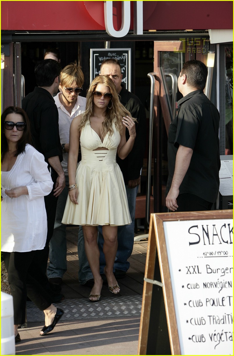 jessica simpson cannes lunch 03176671