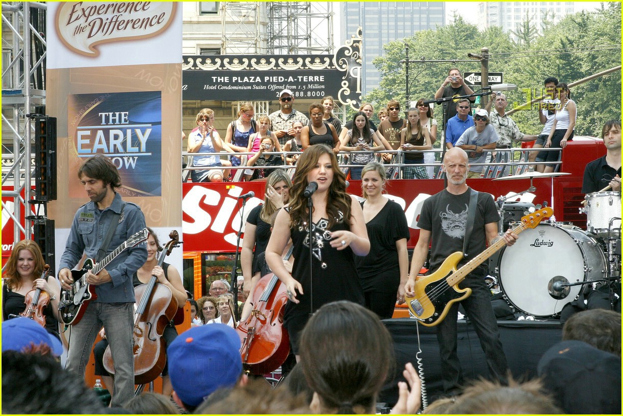 kelly clarkson the early show 10