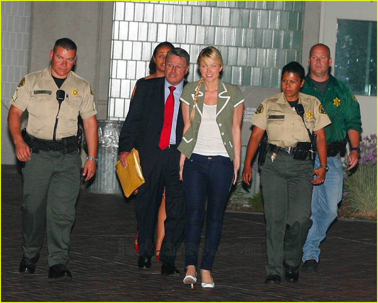 Paris Jets From Jail Photo 458441 Photos Just Jared Celebrity