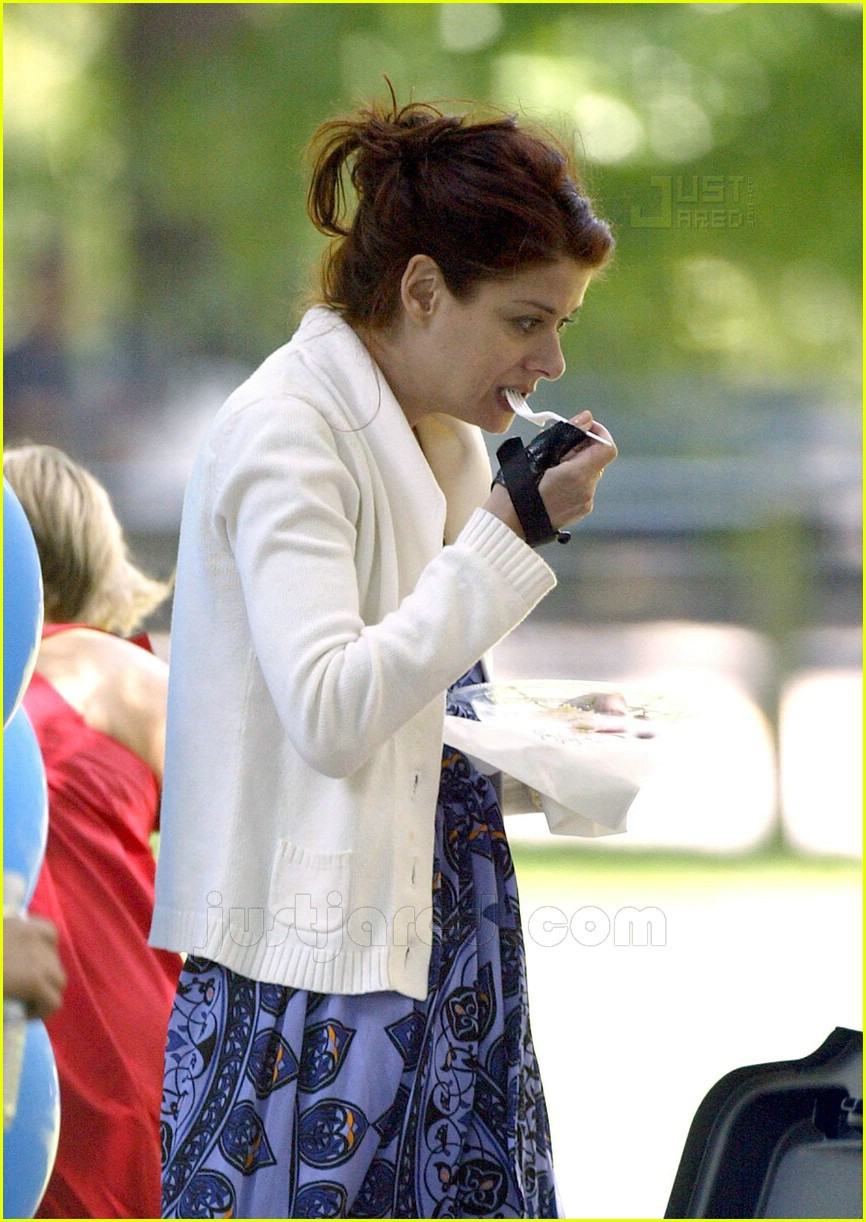 debra messing spitting out food 02