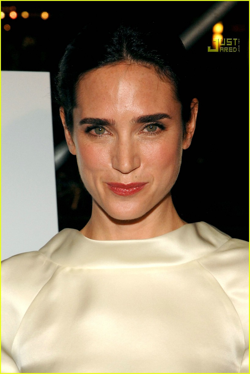 jennifer connelly women in hollywood party 39
