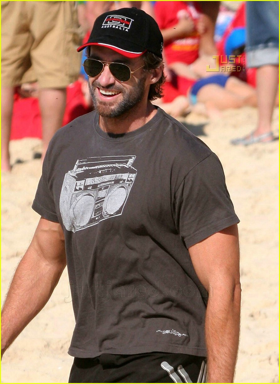 Hugh Jackman Loves Nipper Training: Photo 693661 | Photos | Just Jared ...