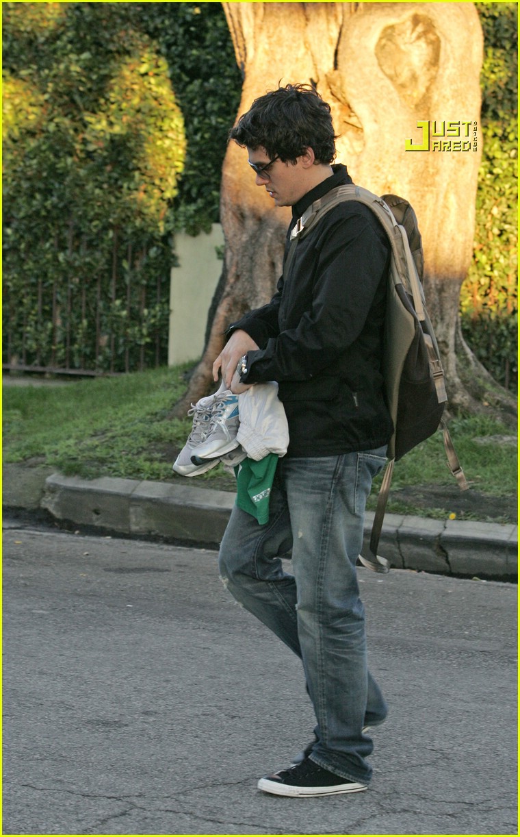 John Mayer Sweatin' To The Oldies: Photo 798081 | Photos | Just Jared ...
