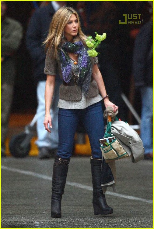 Jennifer Aniston is a Flower Girl Photo 850281 Photos Just Jared