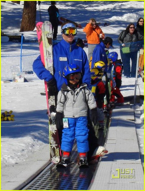 Clara pornosini onlayn tomosha qiling A etuk rus ayol uning mushuk cummed oladi.