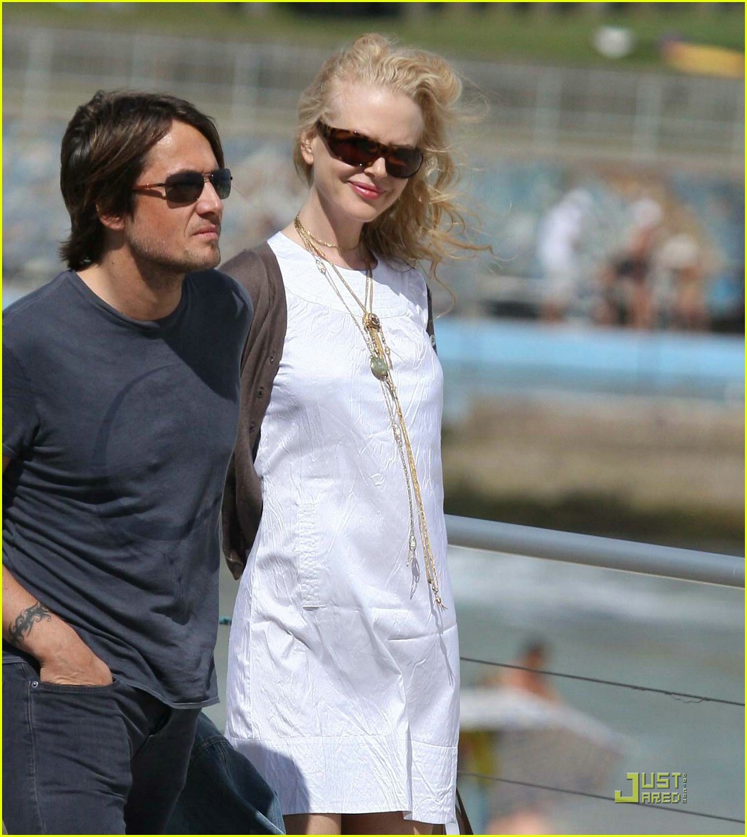 Nicole Kidman's Bondi Beach Baby Bump Photo 1002851 Photos Just
