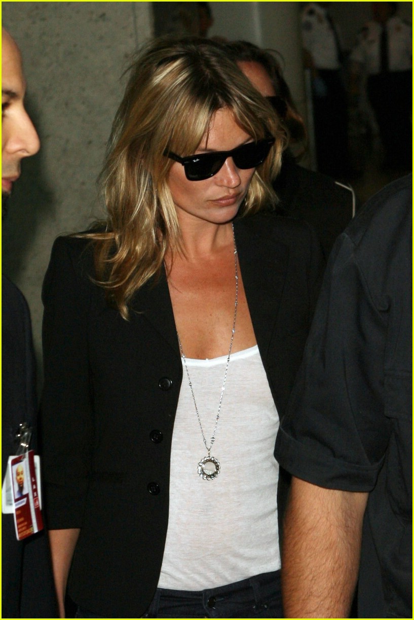 kate moss lax airport 11