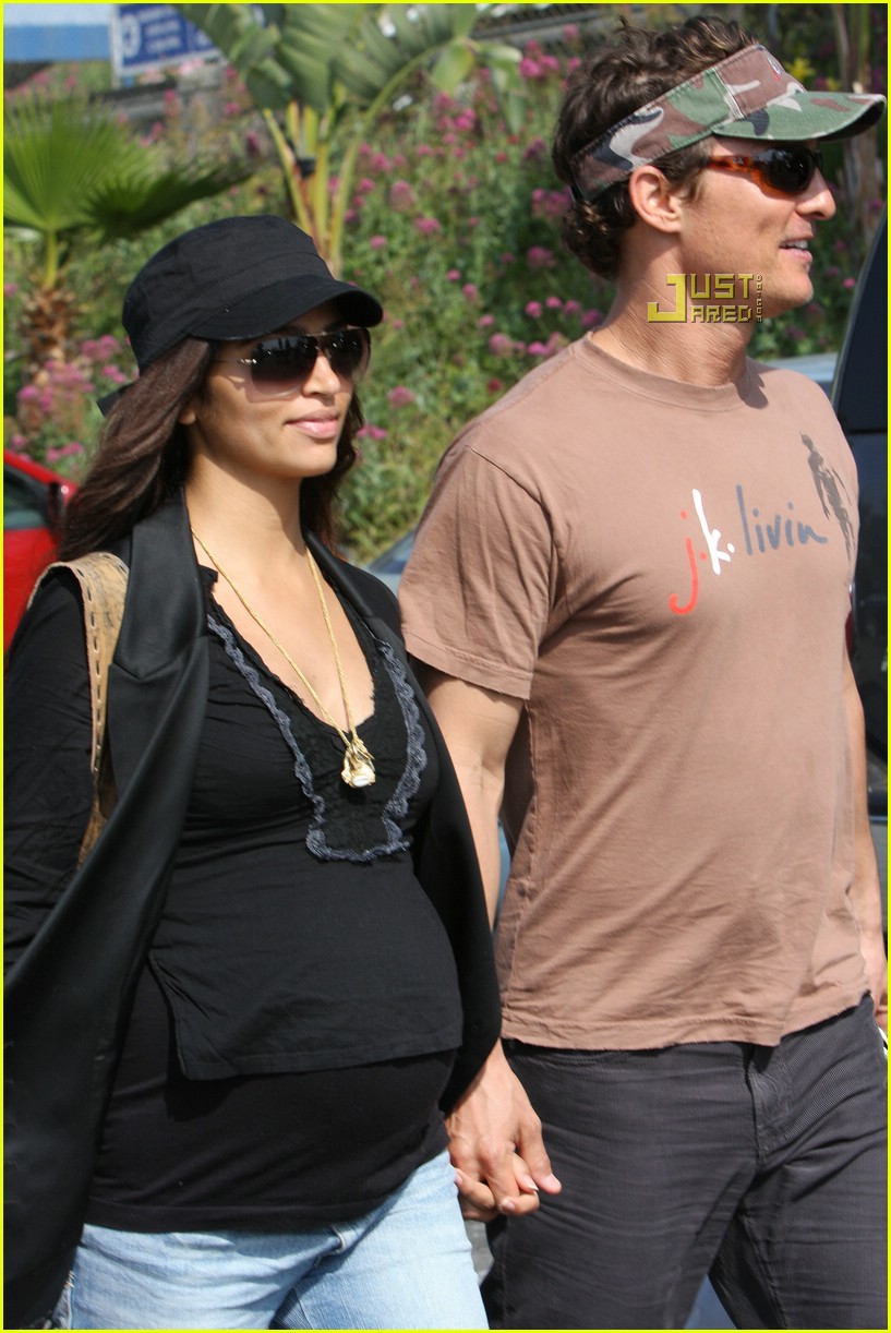 camila alves mothers day 051123761