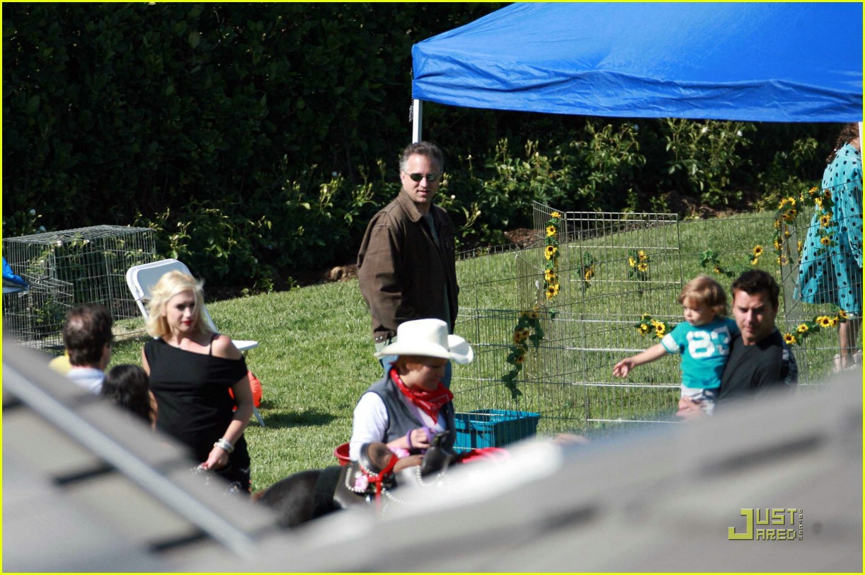 Photo: kingston rossdale birthday party 07 | Photo 1157041 | Just Jared