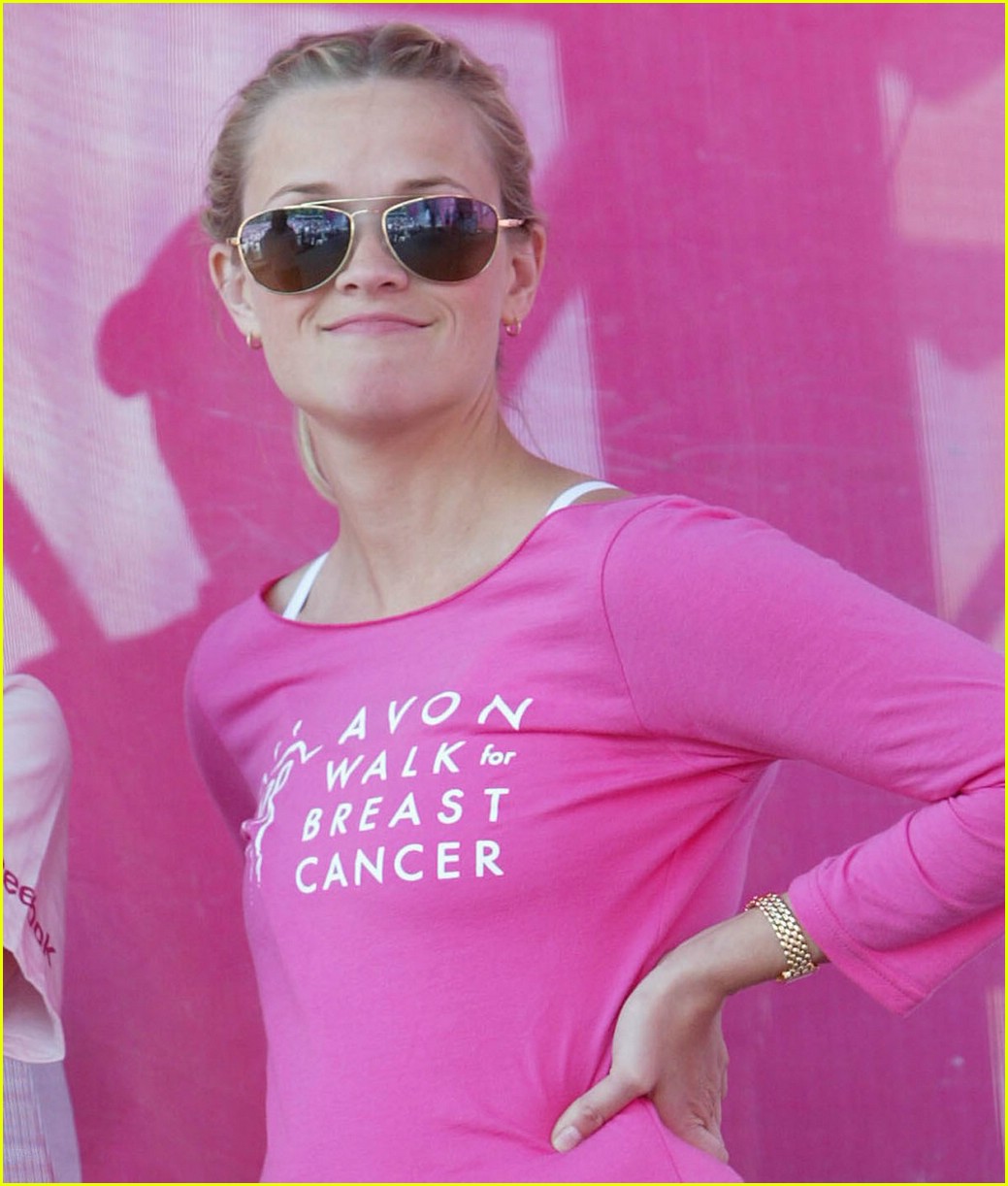reese witherspoon breast cancer walk 031110891