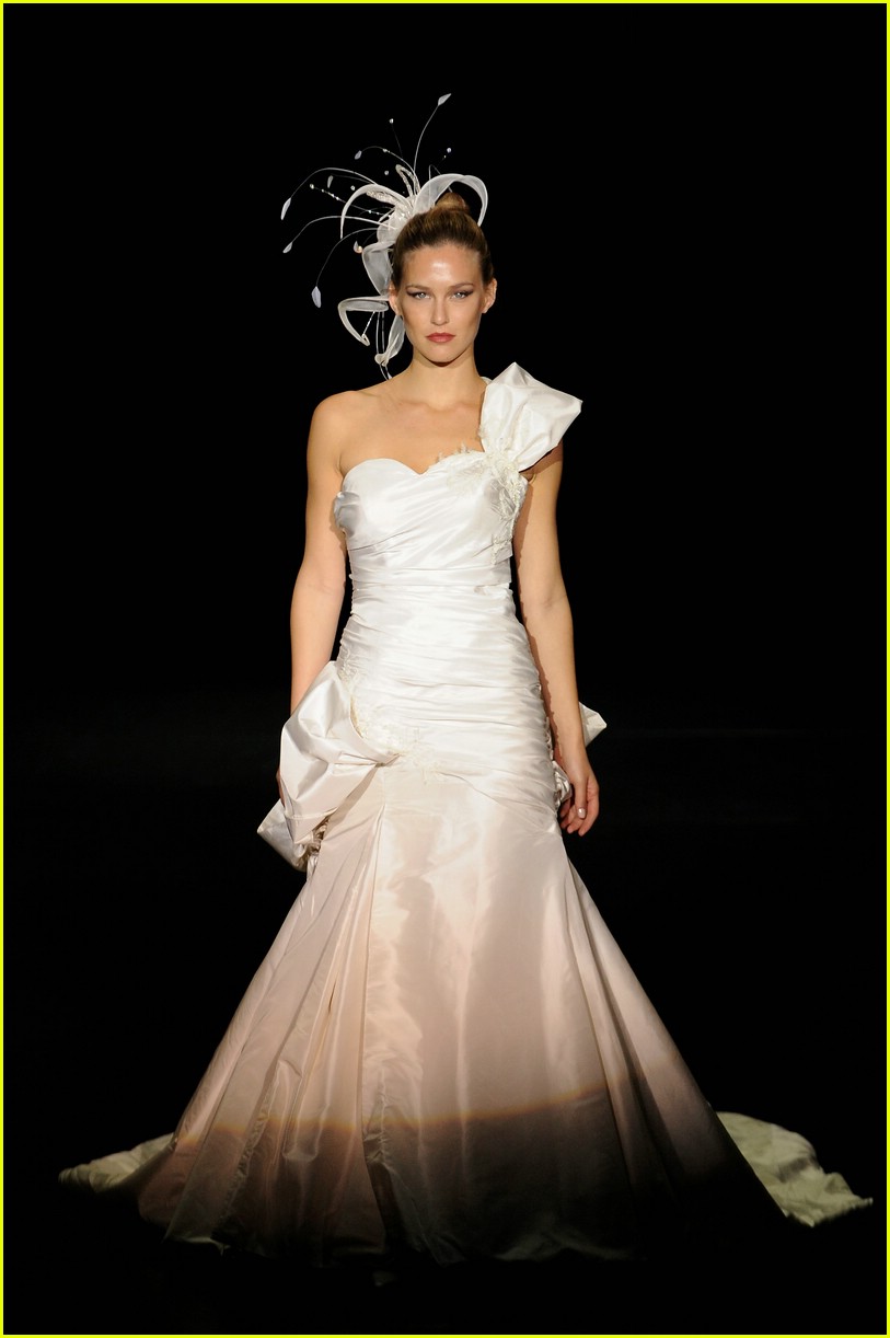 bar refaeli bridal gown 15
