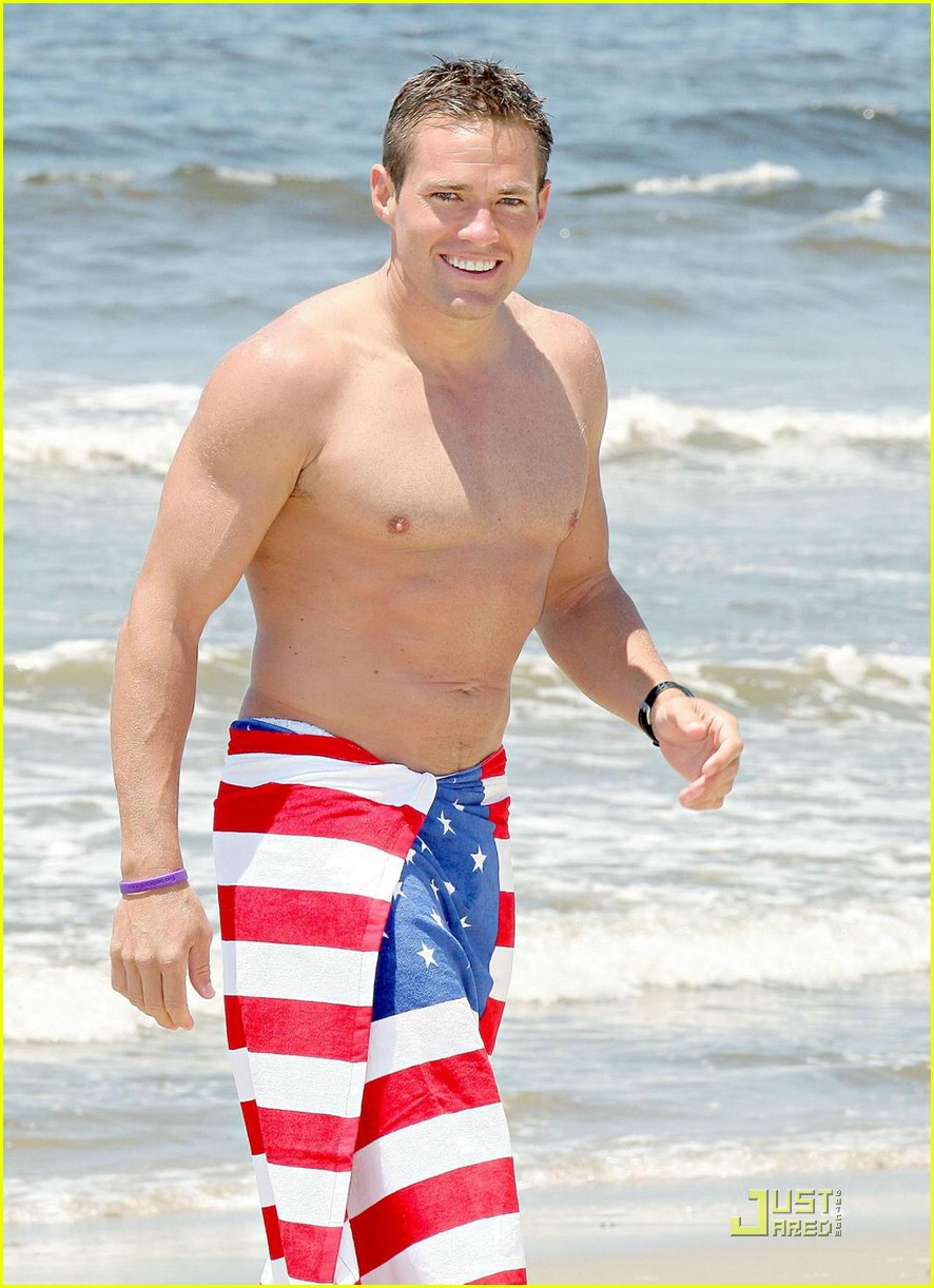 Andy Baldwin is in the Speedo Spirit: Photo 1246321 | Andy Baldwin,  Shirtless Photos | Just Jared: Entertainment News