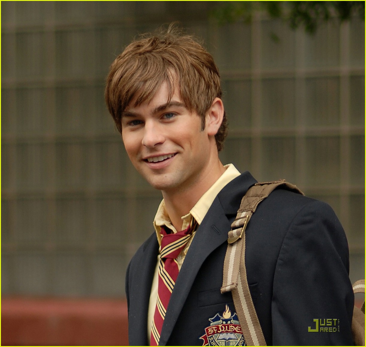 chace crawford back to school 03