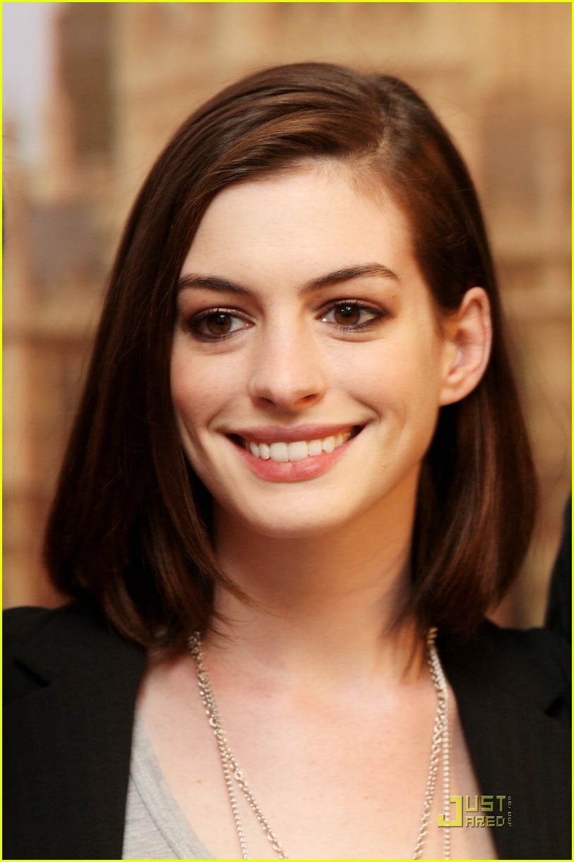 anne hathaway phone booth 311262591
