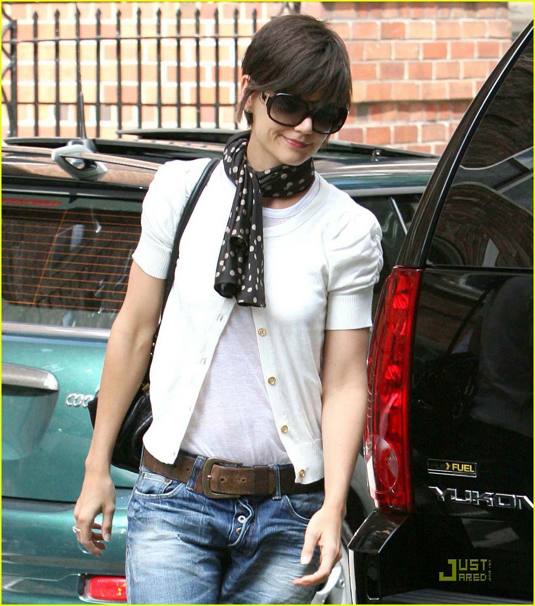 katie holmes rolled up jeans 051319911