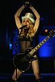 madonna sticky and sweet tour pictures 61
