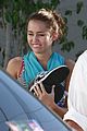 miley cyrus barefoot 01