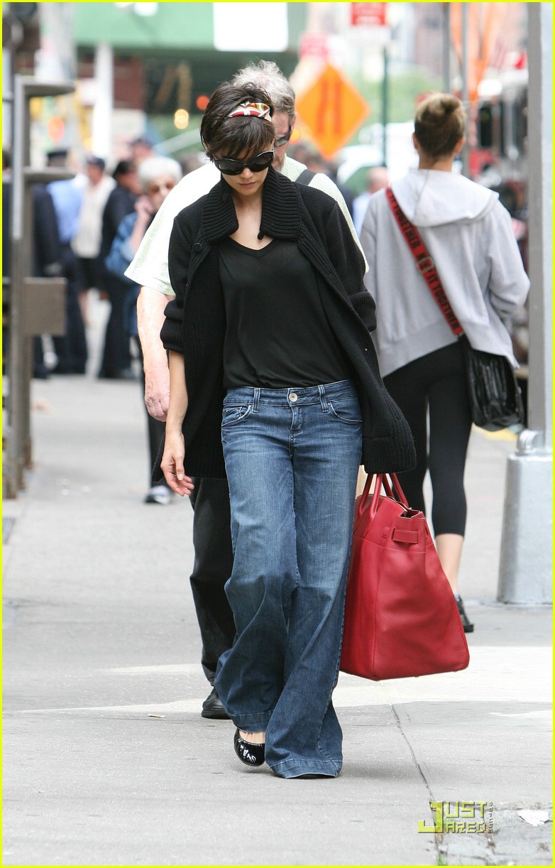 Photo katie holmes wide leg jeans 05 Photo 1413461 Just Jared