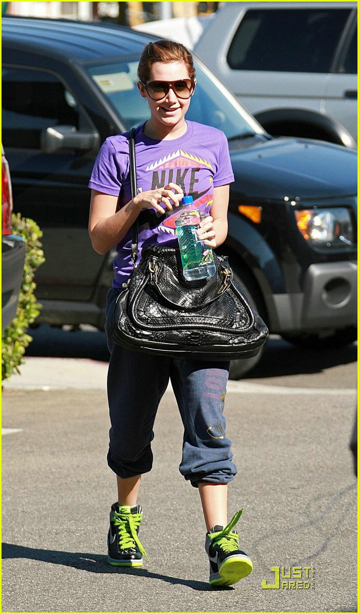 ashley tisdale nike outfit 081515681