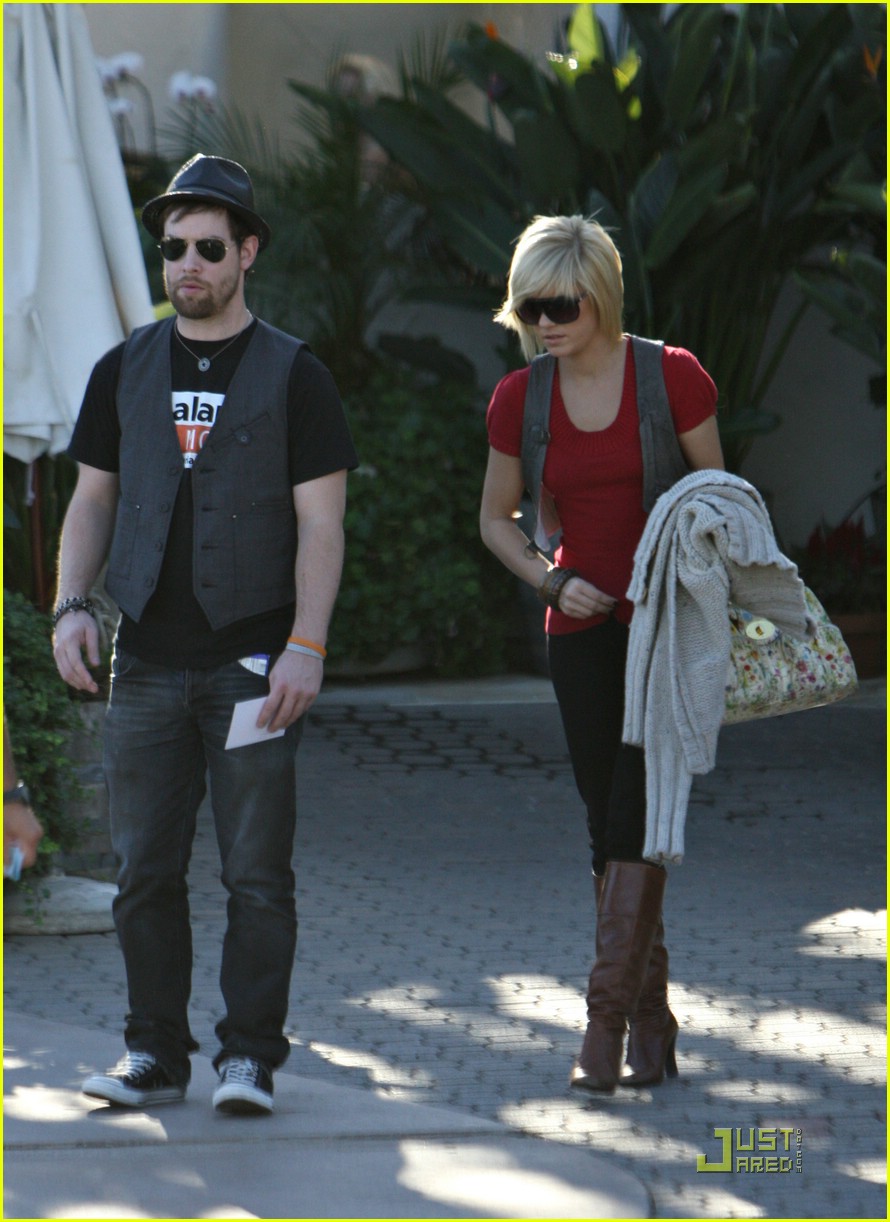 David Cook & Kimberly Caldwell Still Going Strong! Photo 1530351
