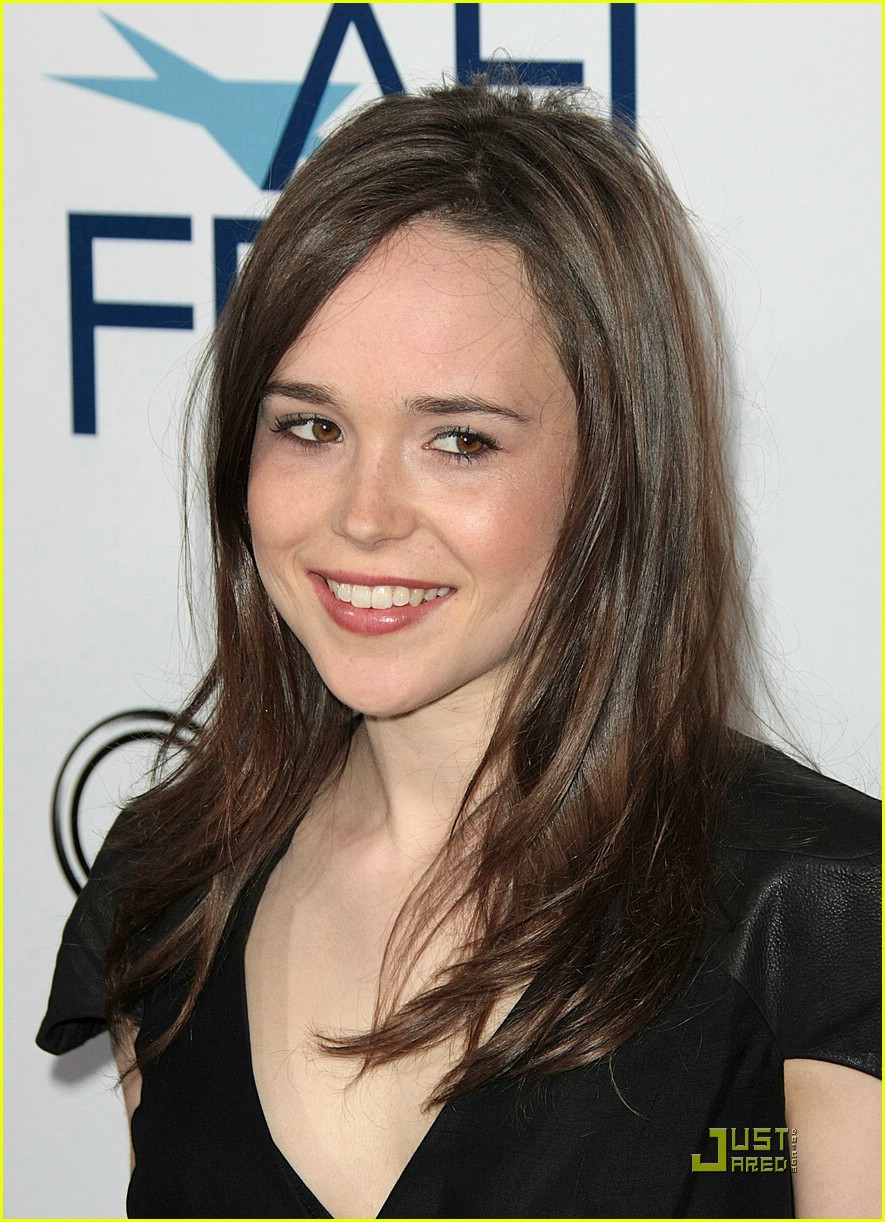 Ellen Page's Dark Defiance Photo 1537101 Ellen Page Photos Just