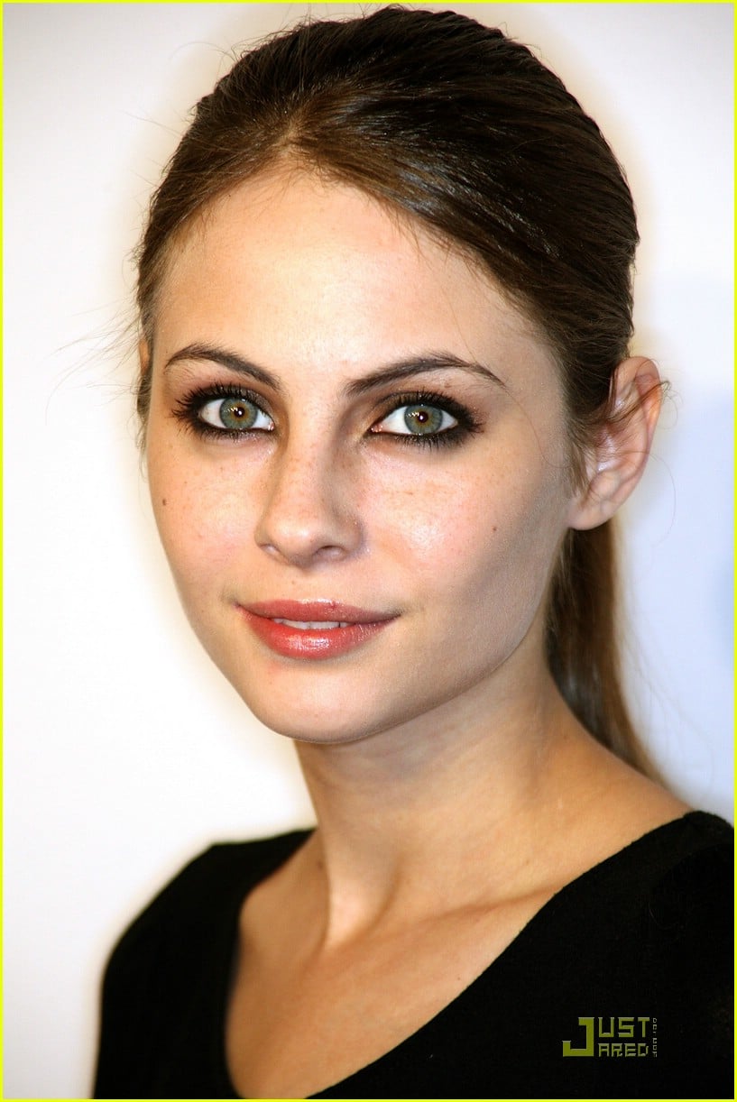 willa holland oxfam party 061547501