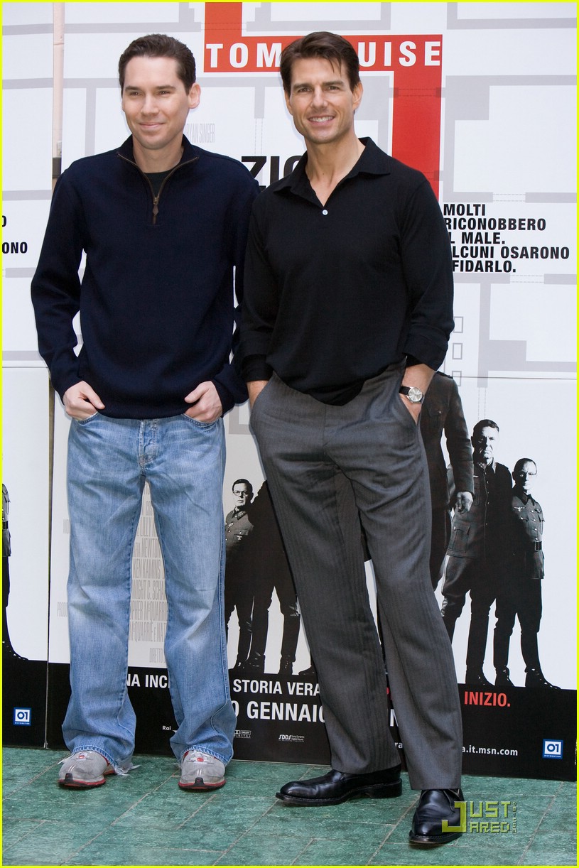 Tom Cruise Rolls Into Rome: Photo 1685311 | Tom Cruise Photos | Just Jared:  Entertainment News, image size:815x1222