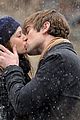 chace crawford kissing leighton meester 02