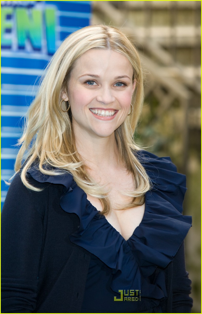 reese witherspoon ruffled up 121788321