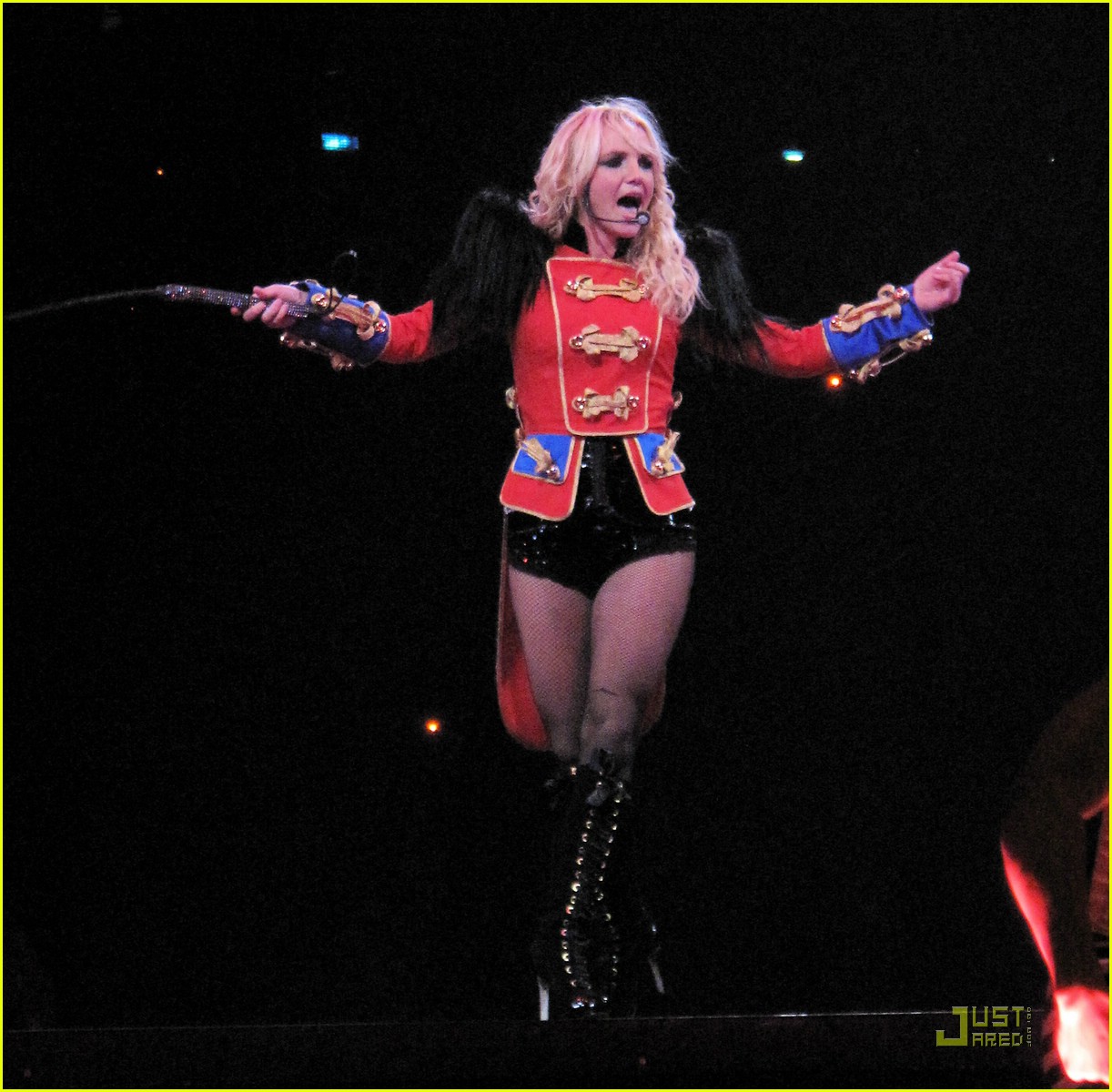 britney spears circus tour 031767561