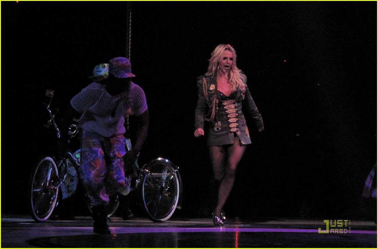 britney spears circus tour 231767761