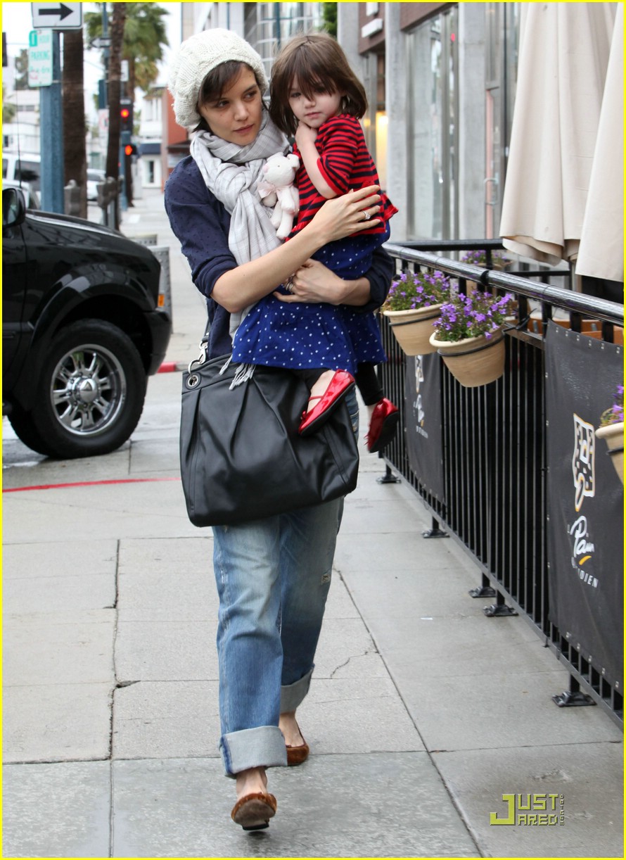 katie holmes suri cruise red shoes 091805461