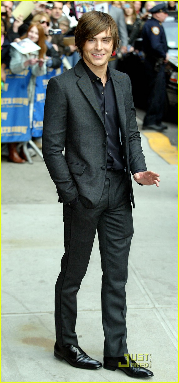zac efron late show lad 28