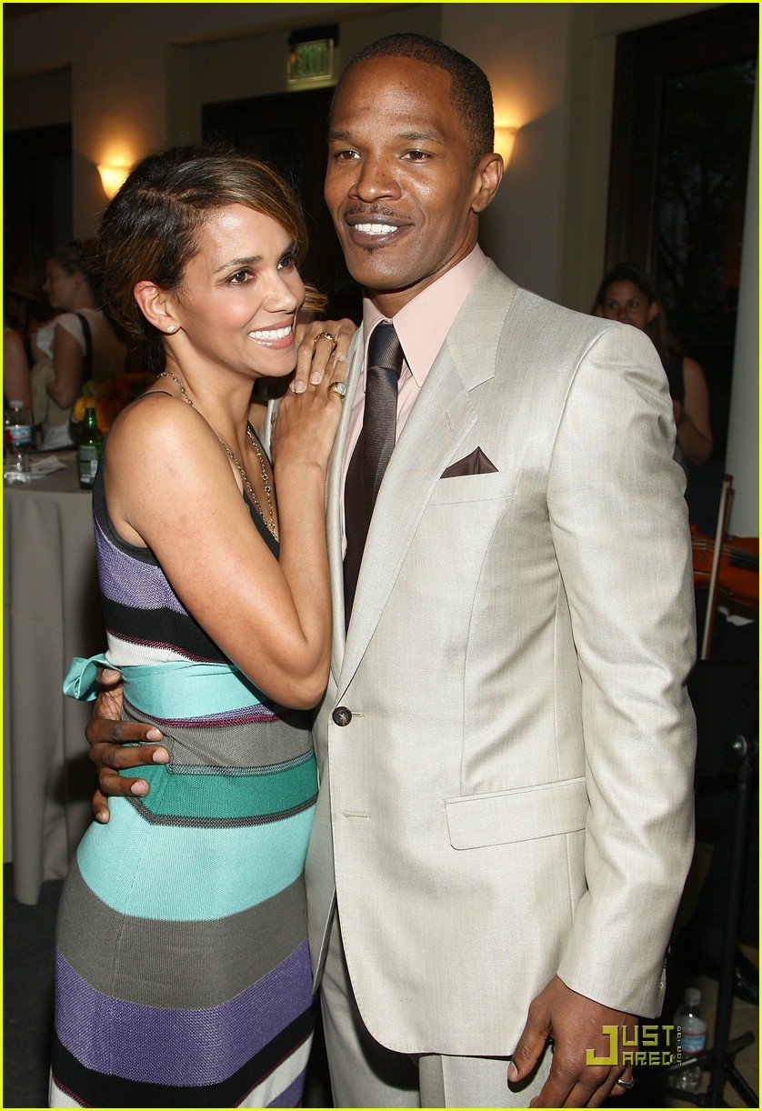 halle berry supports the soloist 031868491