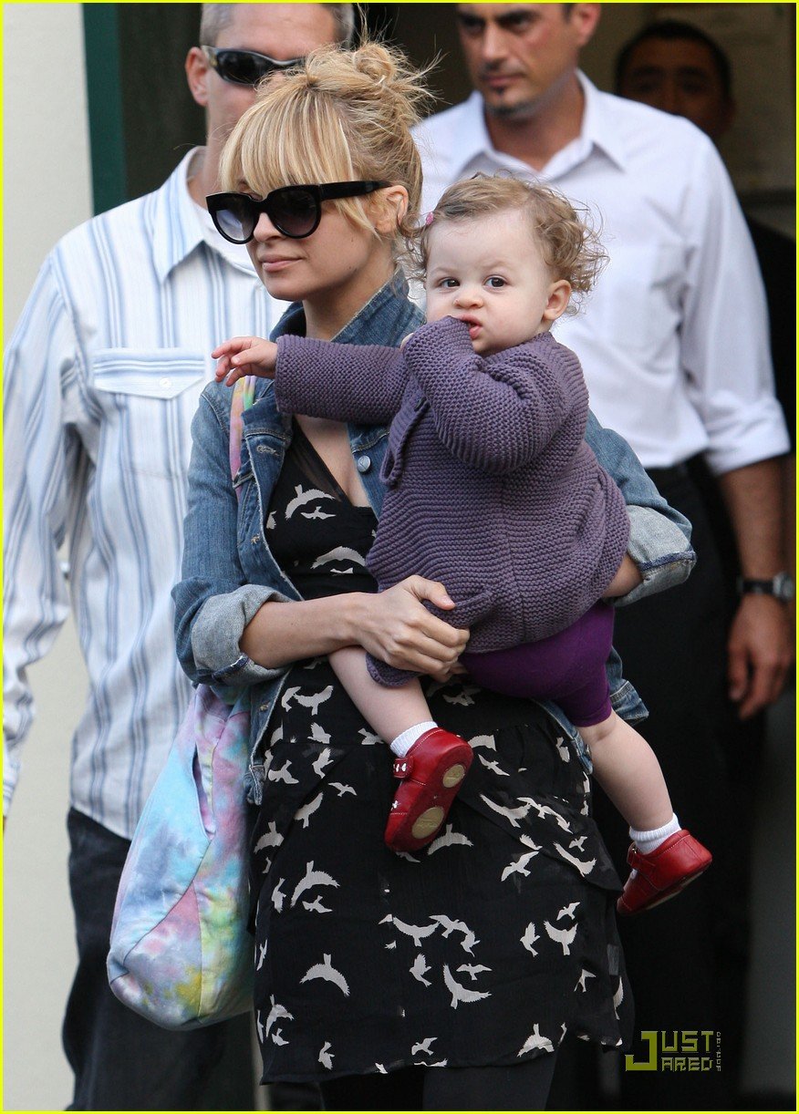 Nicole Richie Has a Lovely Lunch Photo 1886731 Celebrity Babies