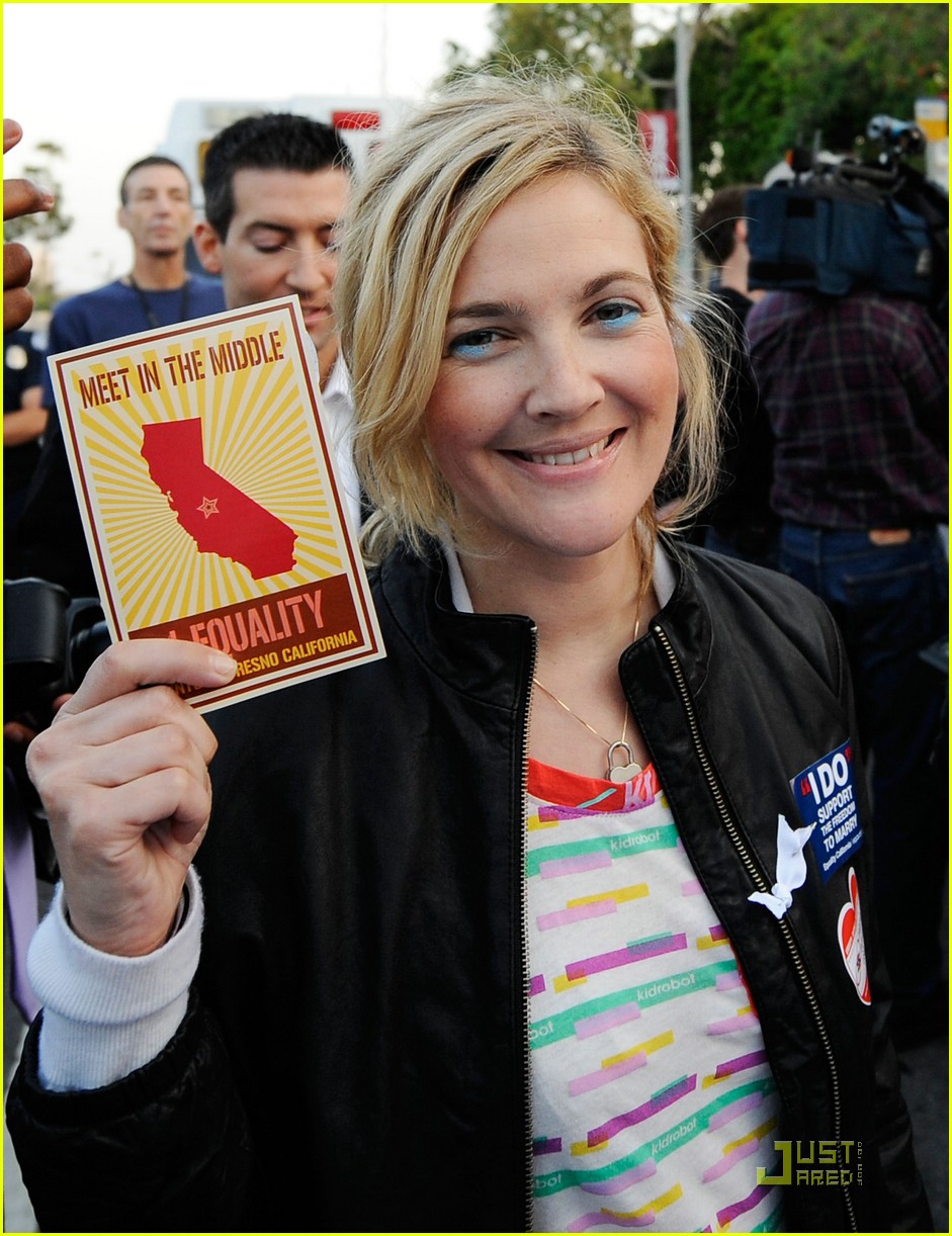 drew barrymore gay marriage rally 10