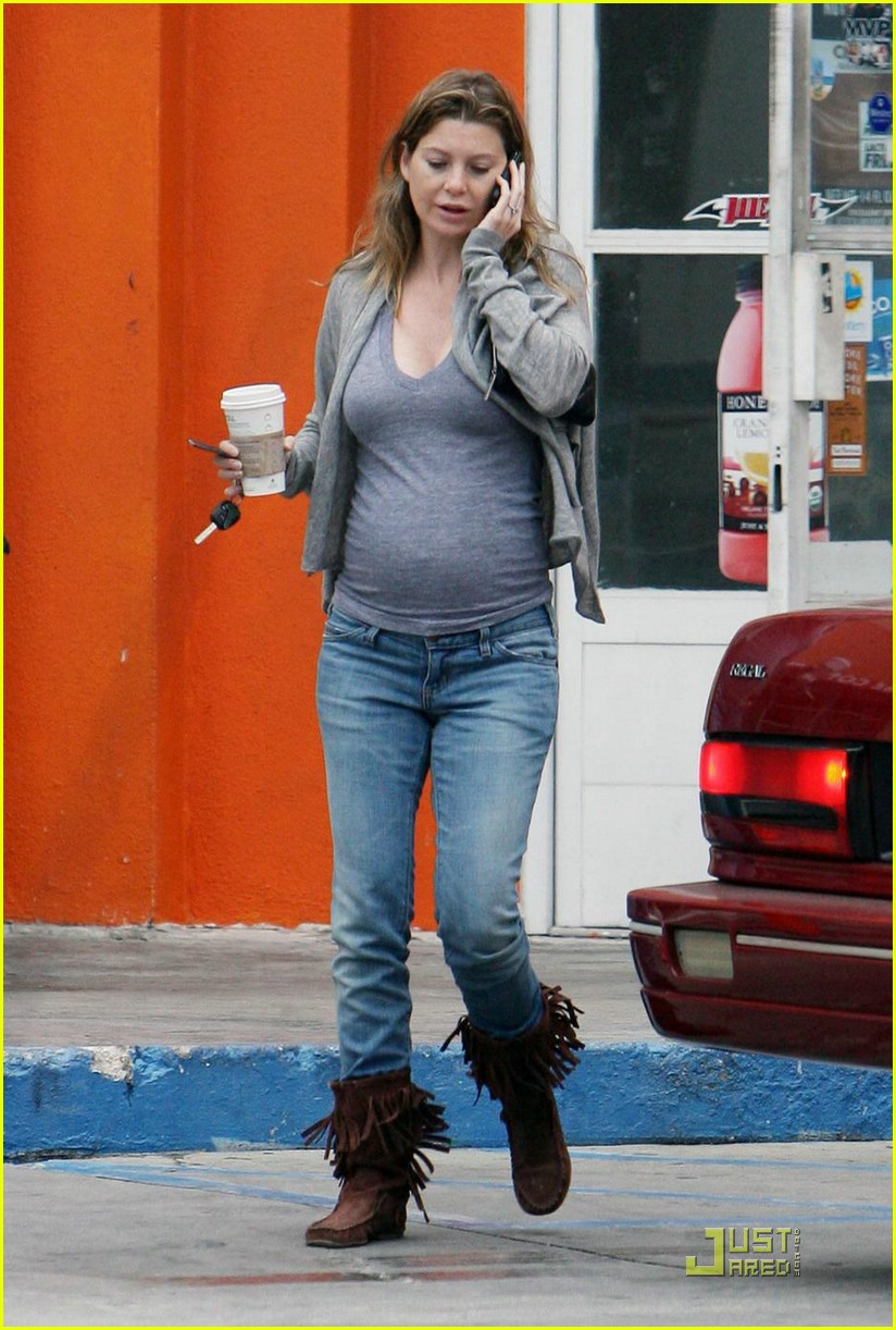 Ellen Pompeo Starbucks Baby Bump! Photo 1950971 Ellen Pompeo(01)